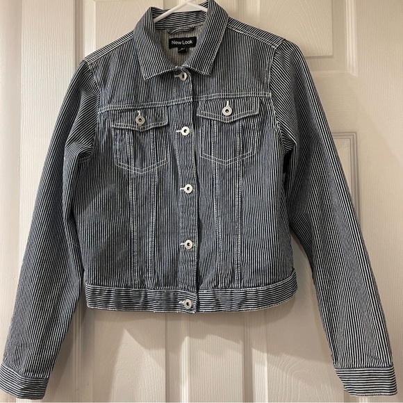 New Look Jackets & Blazers - ❤️2/$15 or 3/$21❤️ New Age Striped Denim Jacket, Size Medium